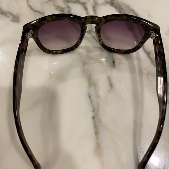 Colors in Optics Sunglasses - Picture 4 of 4